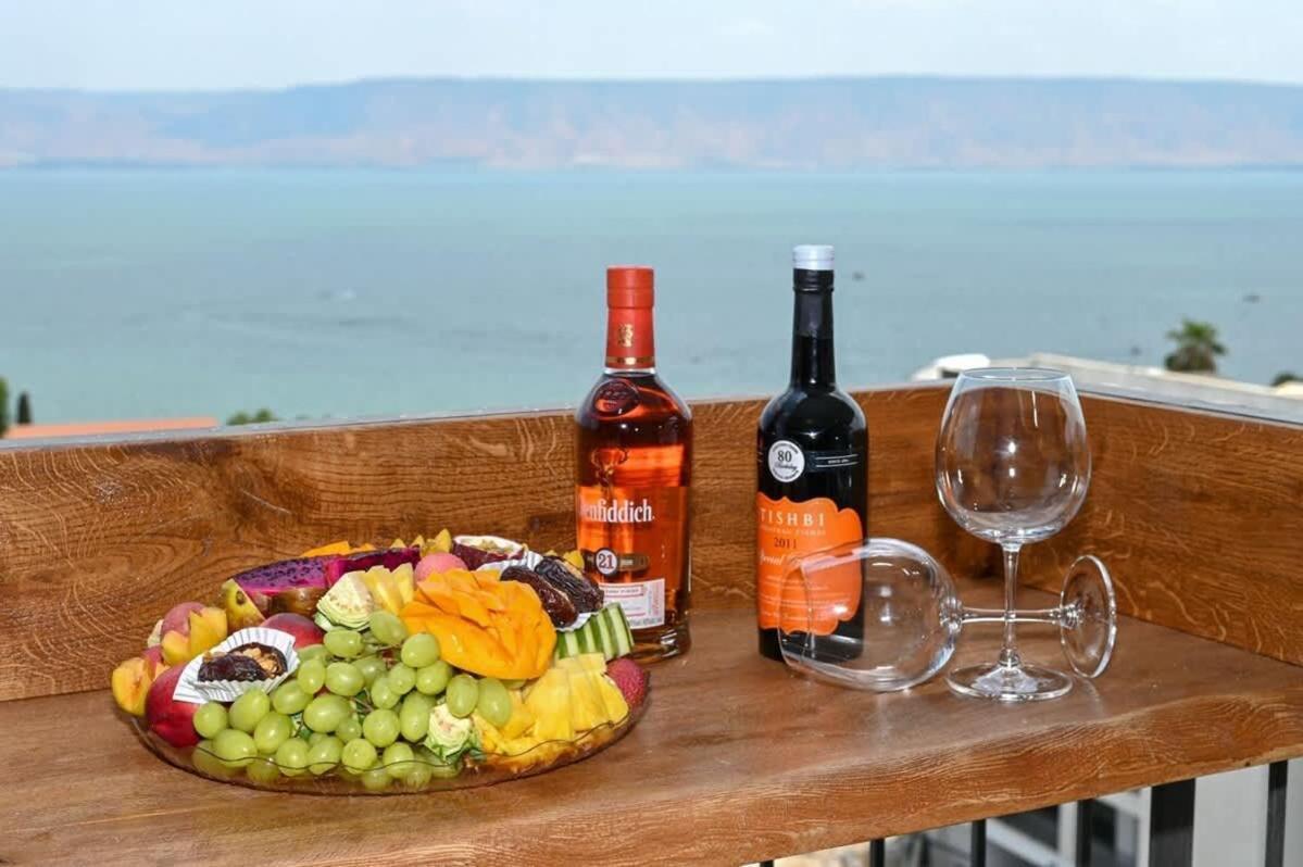 L.T.D- My View. 2 Bedroom Apartment By The Lake. Tiberias Exterior foto