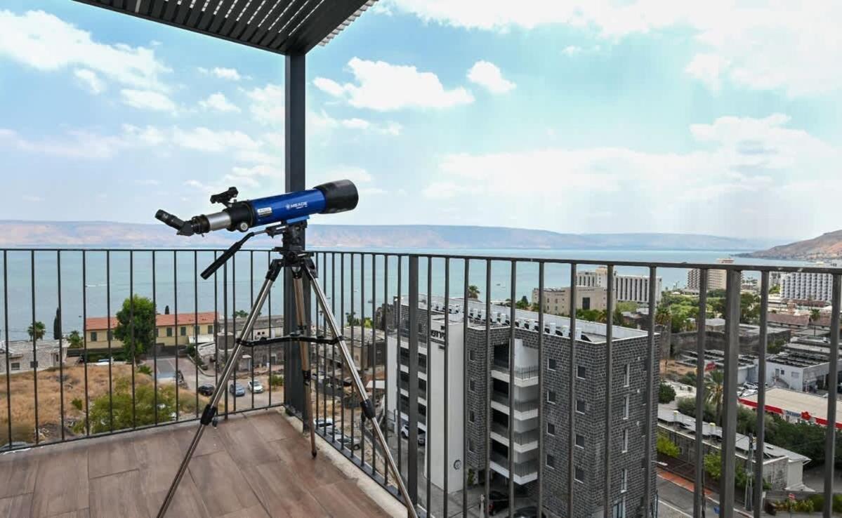 L.T.D- My View. 2 Bedroom Apartment By The Lake. Tiberias Exterior foto