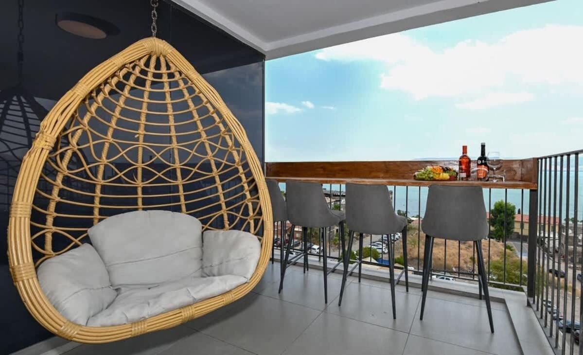 L.T.D- My View. 2 Bedroom Apartment By The Lake. Tiberias Exterior foto